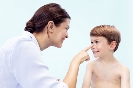 Mejora la calidad de vida de toda la familia*. Excelencia tolerancia - Textura no pegajosa, no grasa - Absorción inmediata - Sin perfume Ver las fuentes