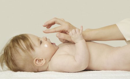 Los Bebes Y El Eczema Tratamientos Y Cuidados Diarios Bioderma Peru Los Bebes Y El Eczema Tratamientos Y Cuidados Diarios Bioderma Peru