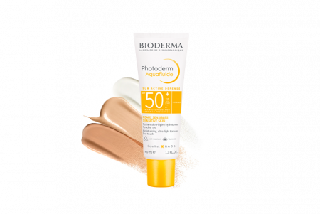 Aquafluide incoloro SPF 50+: Textura ligera como el agua, toque seco.